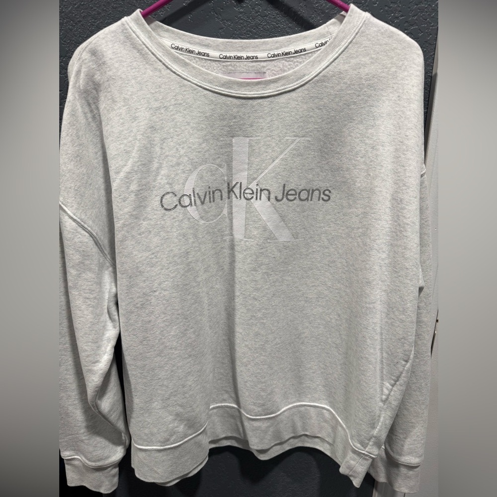 Calvin Klein Jeans White Fleece Top
